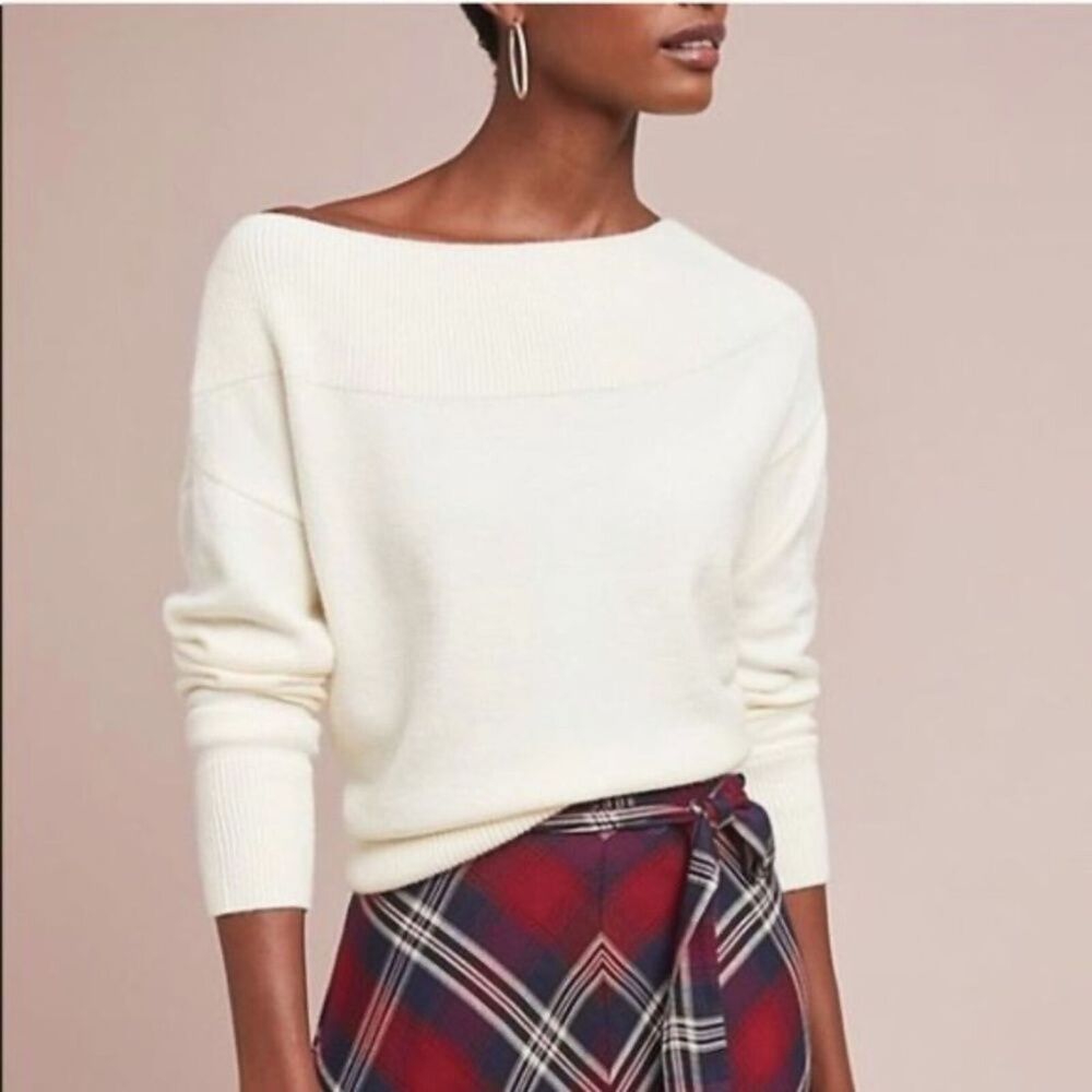 Moth Off-the-Shoulder Sweater in Cream